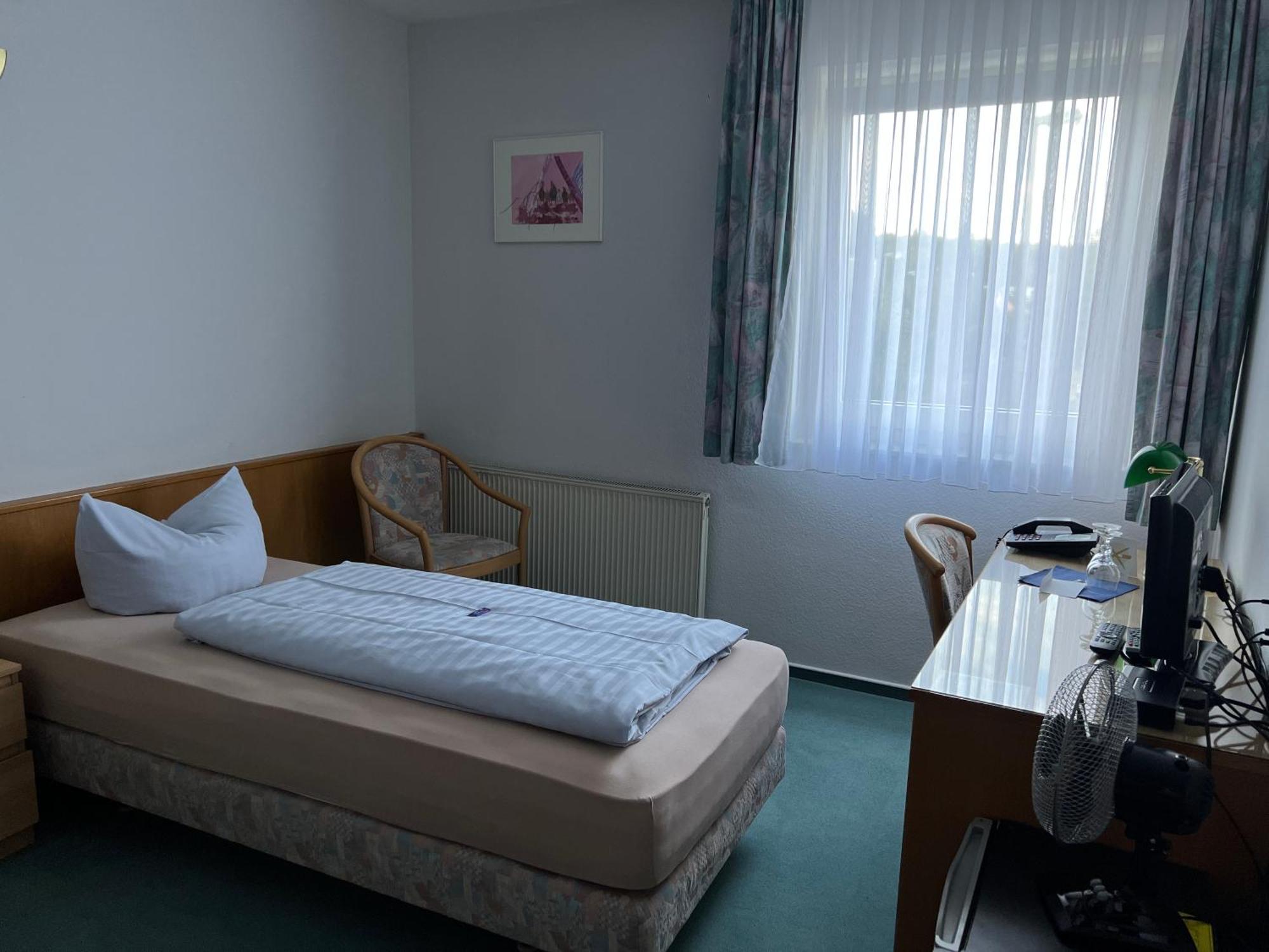 Niebuhrs Hotel Friedrichsdorf Pokoj fotografie