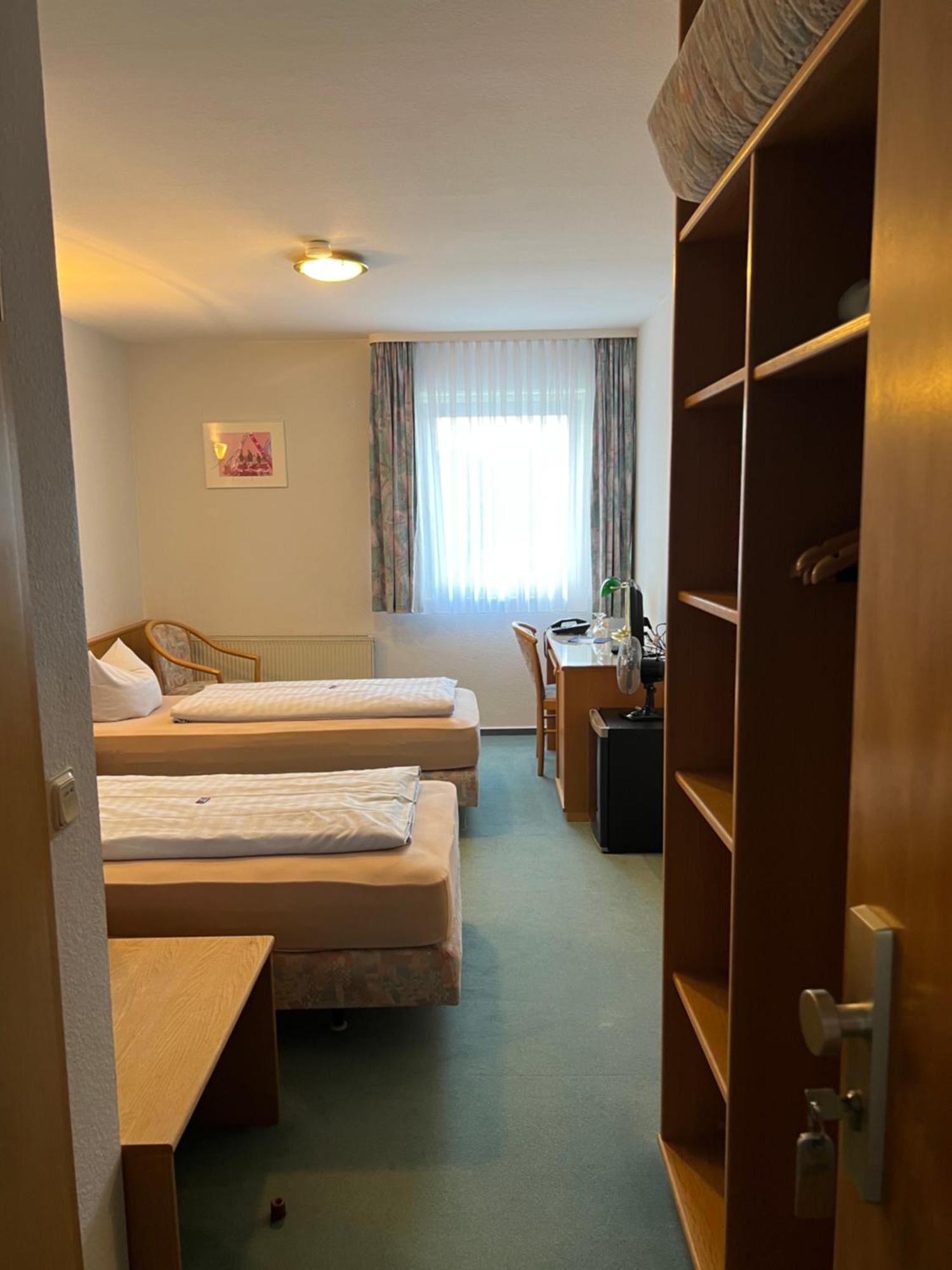 Niebuhrs Hotel Friedrichsdorf Pokoj fotografie